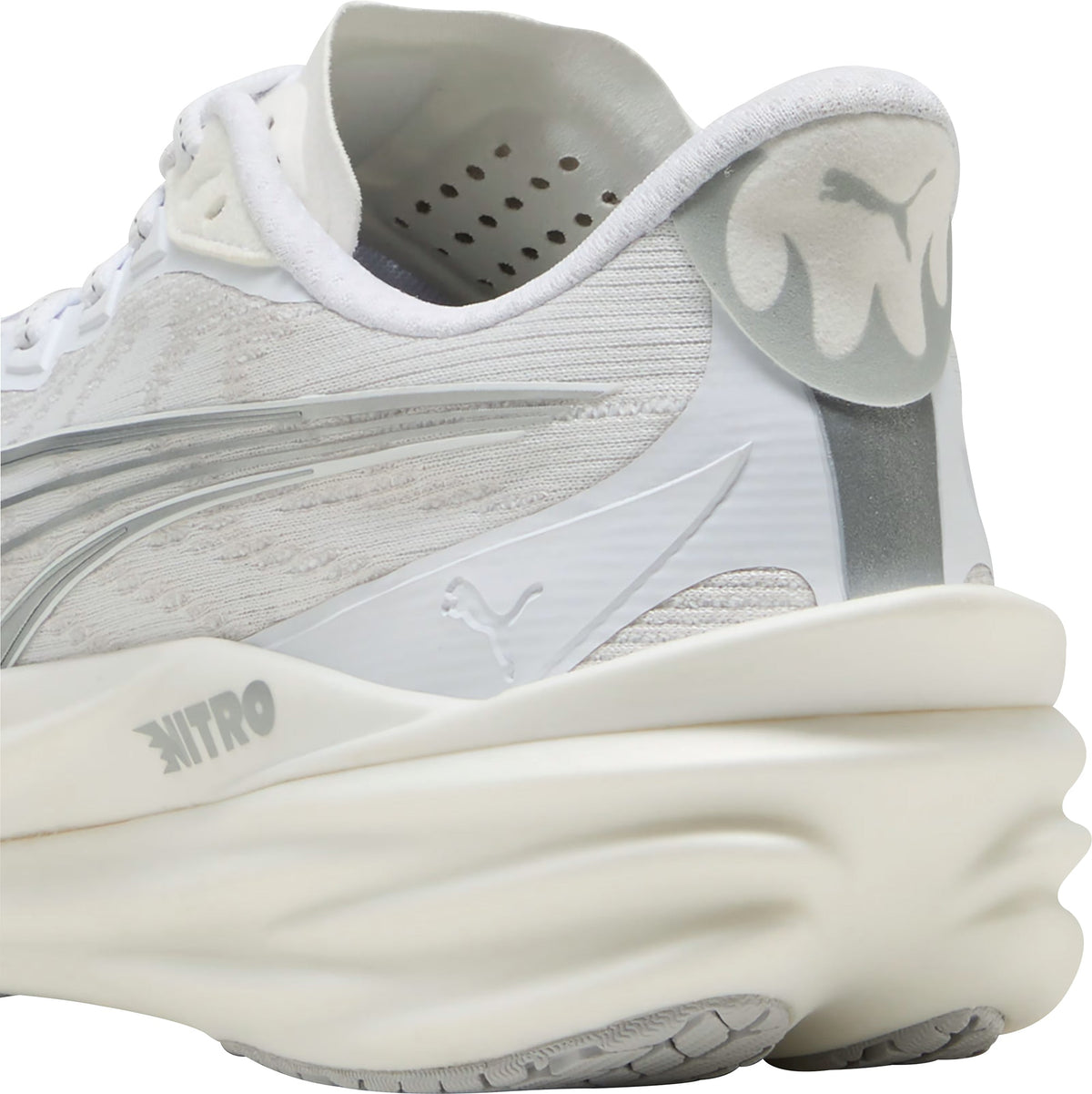 Puma Deviate Nitro 4 Mens Running Shoes - White